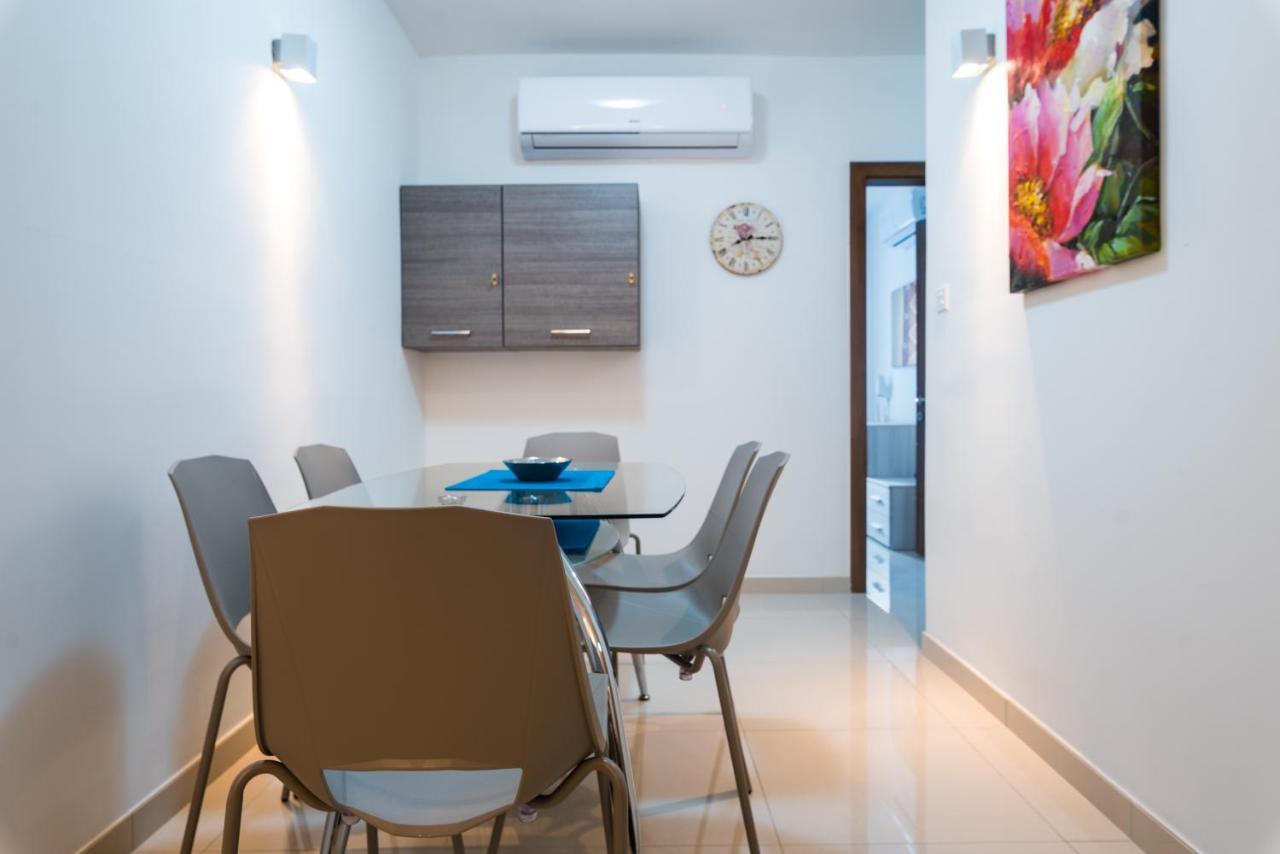 Sh6A- Qawra Prime Location 2 Bedroom Apartment St. Paul's Bay Exterior foto